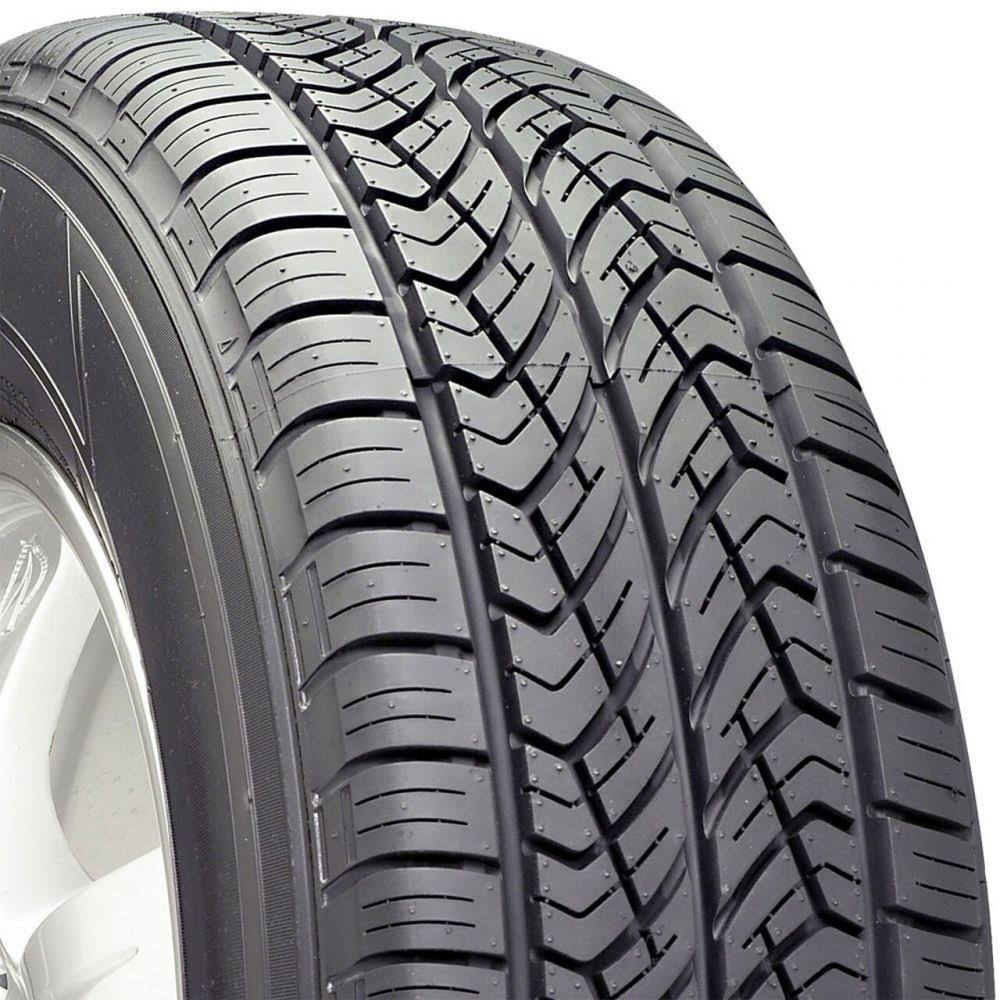 225/65R17 102T Tire Q6112