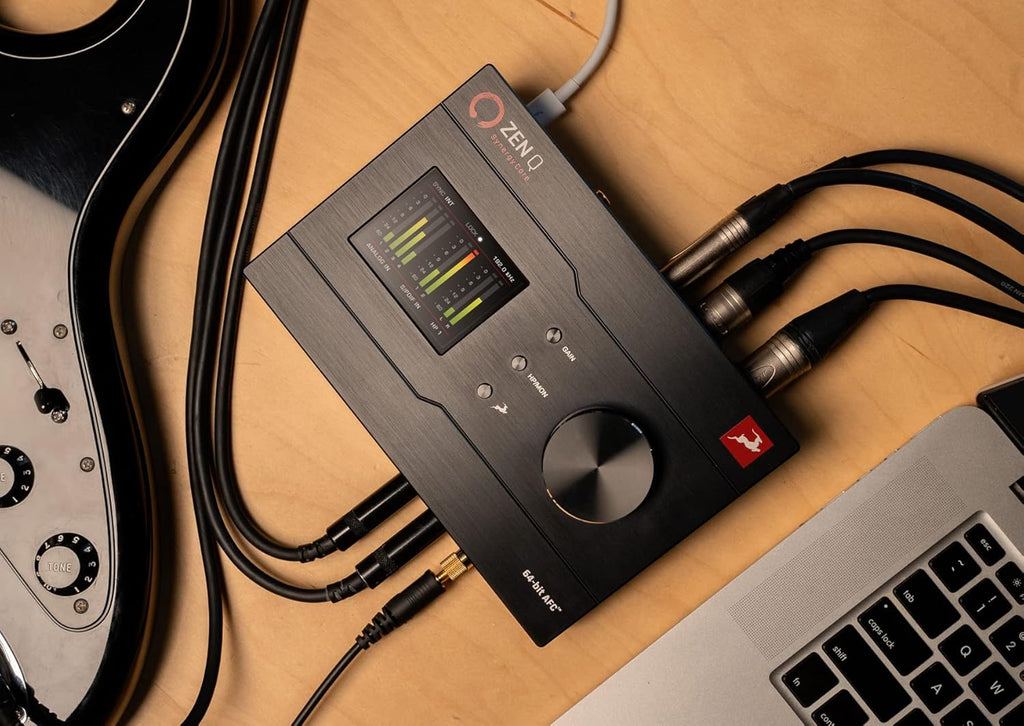14x10 Thunderbolt 3 Audio Interface with Edge Solo Mic W18914