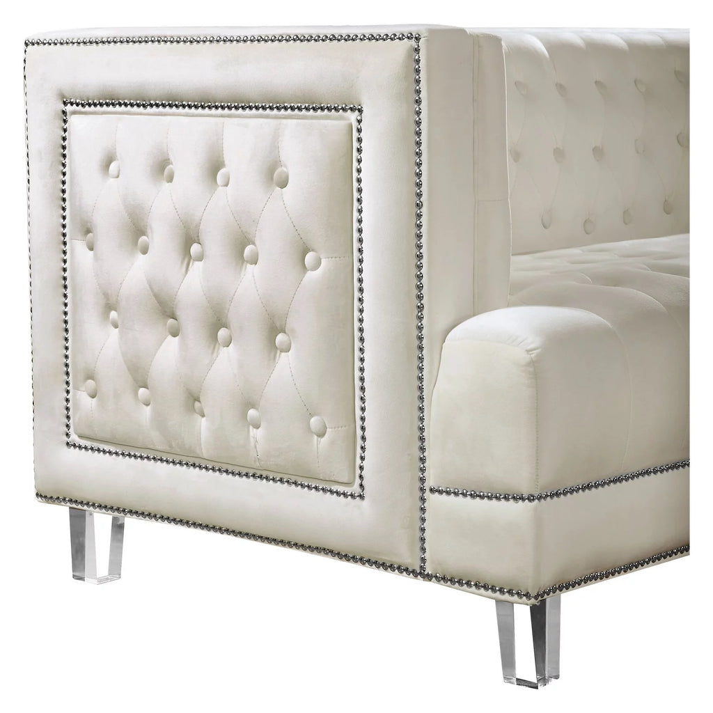 Cream Velvet Chair P424