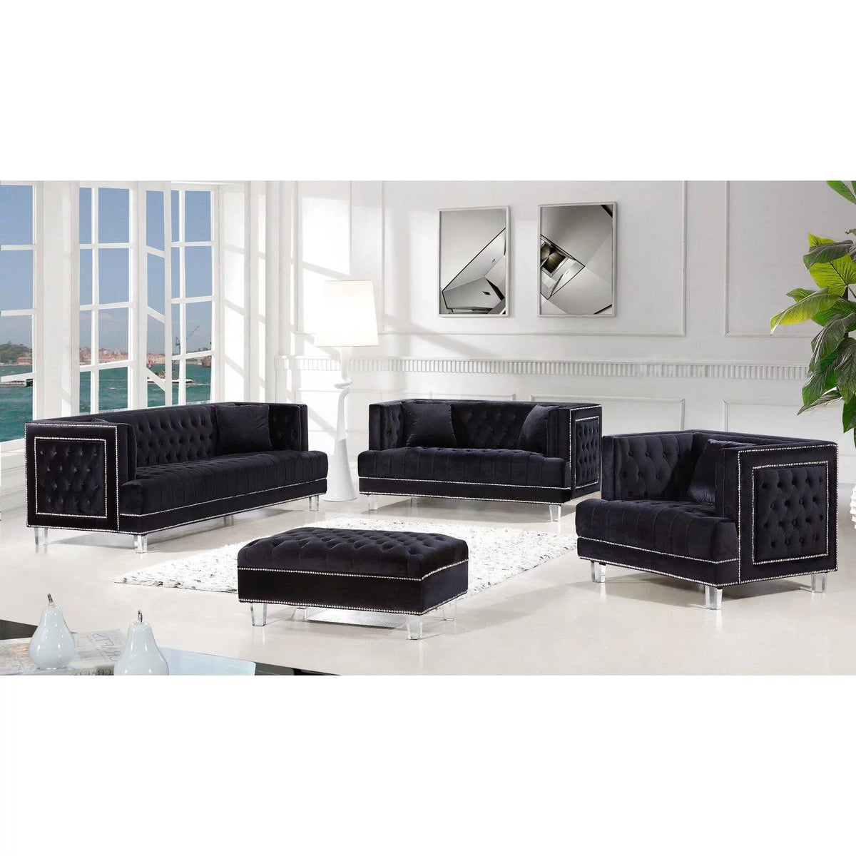Cream Velvet Chair P424