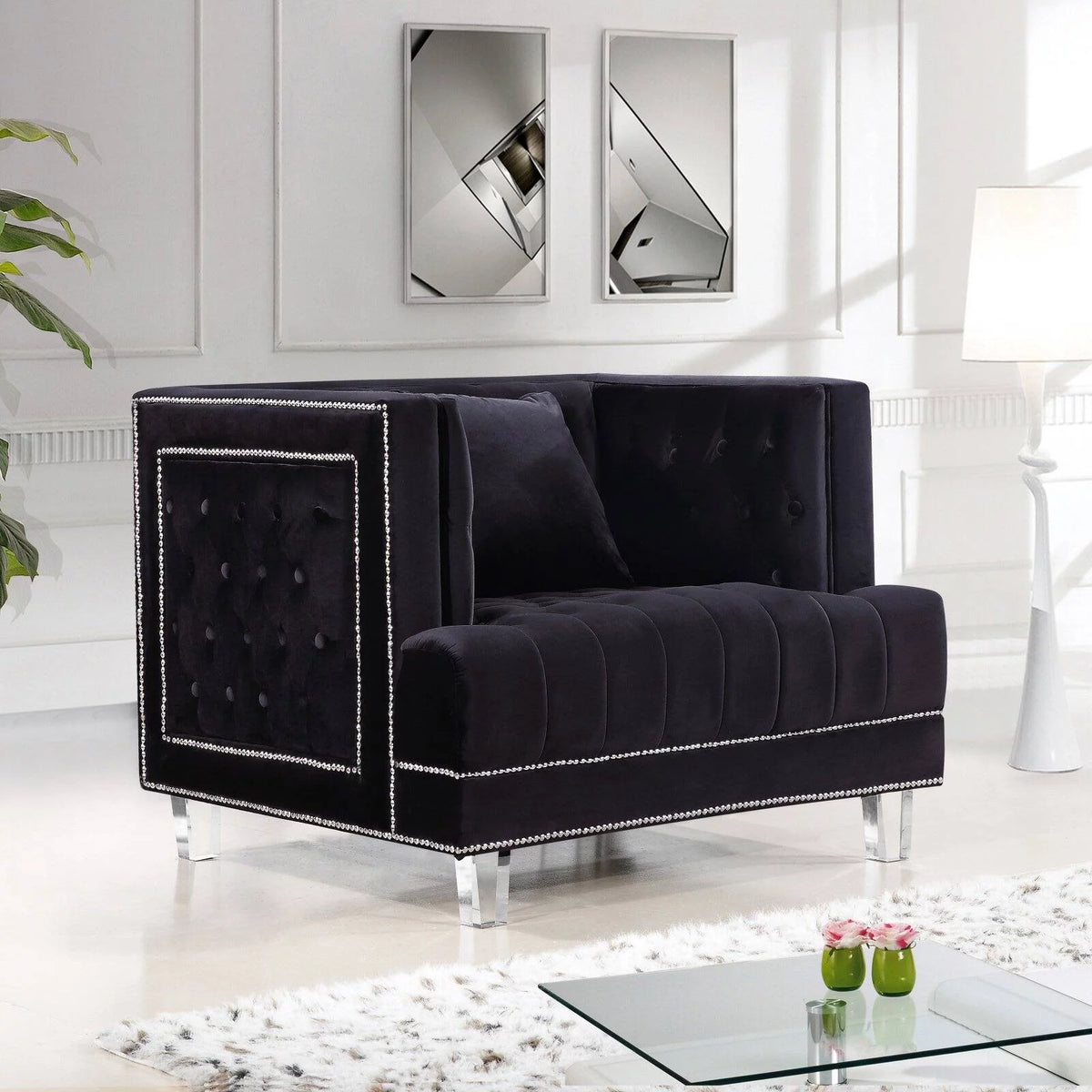 Cream Velvet Chair P424