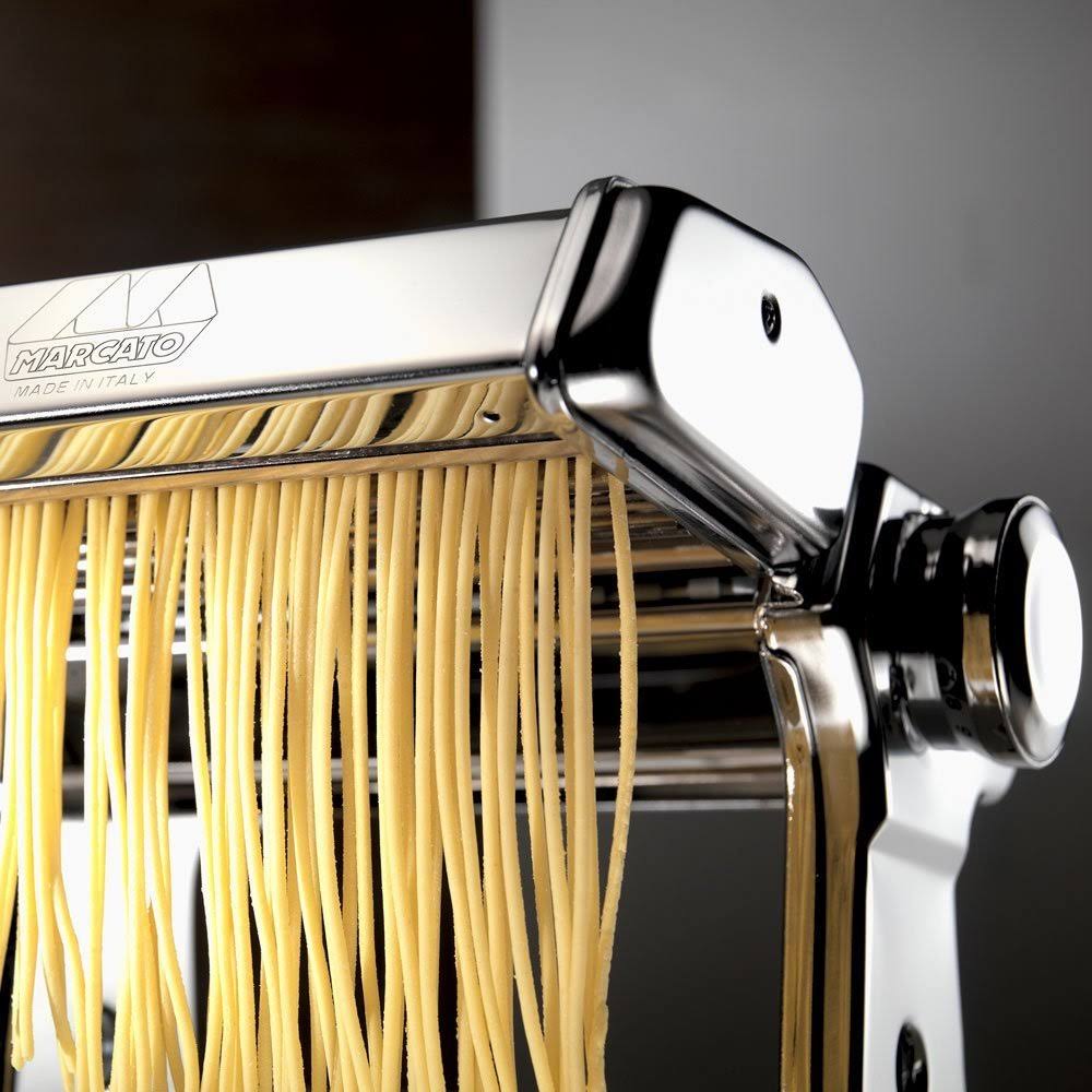 Pasta Machine with Pasta Cutter and Hand Crank A755809