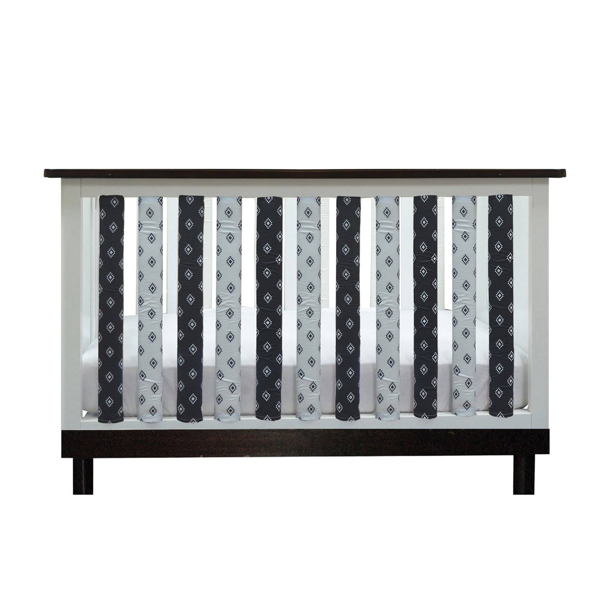 Black/White 38 Pack Crib Liners K133958