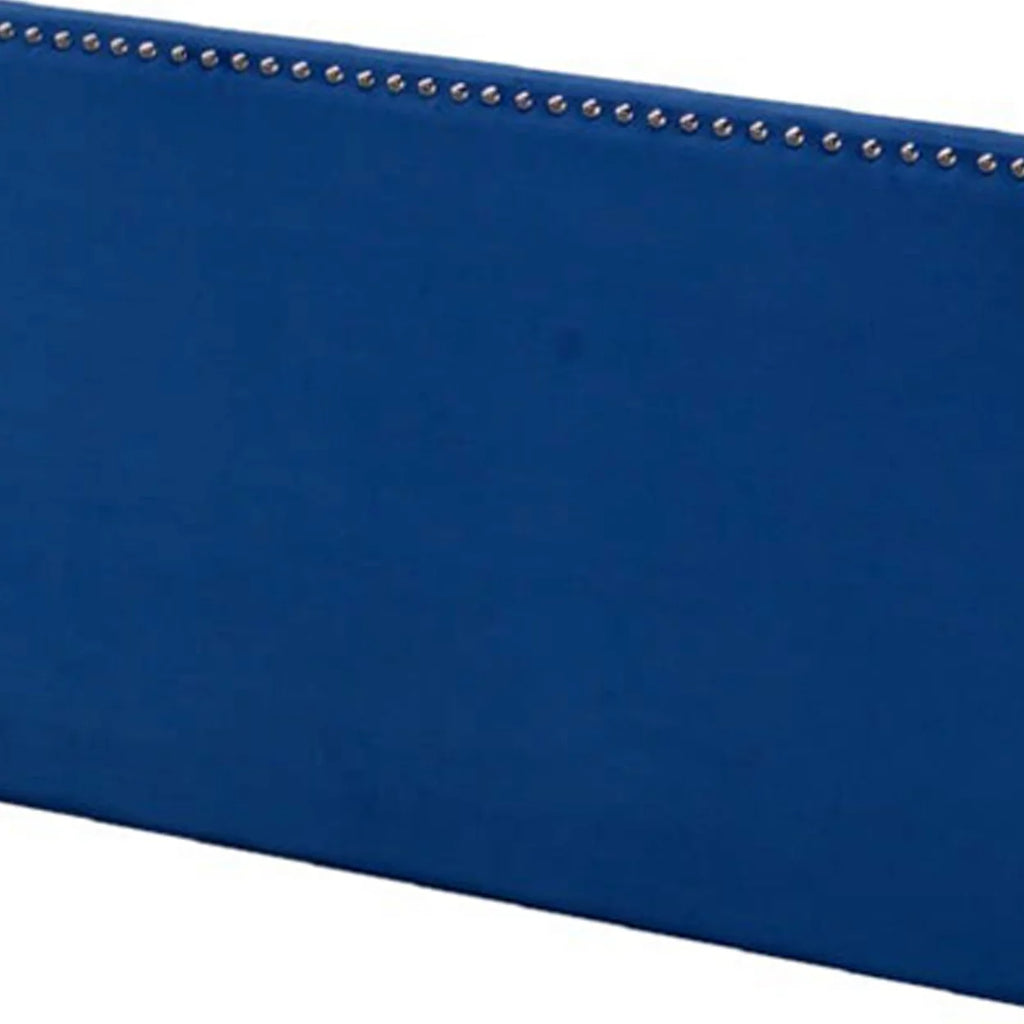 Queen Bed with Nailhead Trim Y344