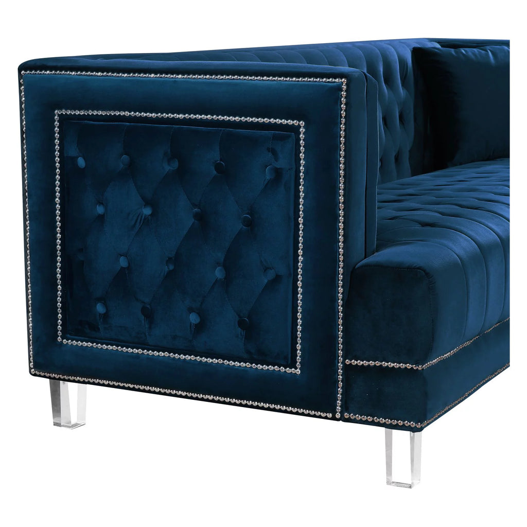 Cream Velvet Chair P424