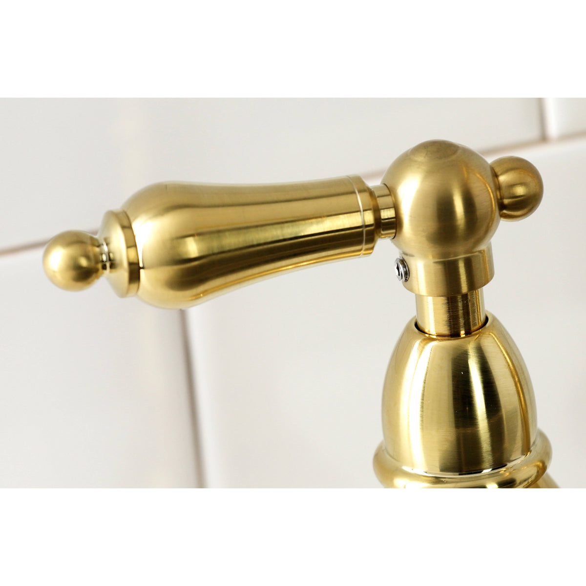 Kitchen Bridge Faucet with Brass Sprayer V194033