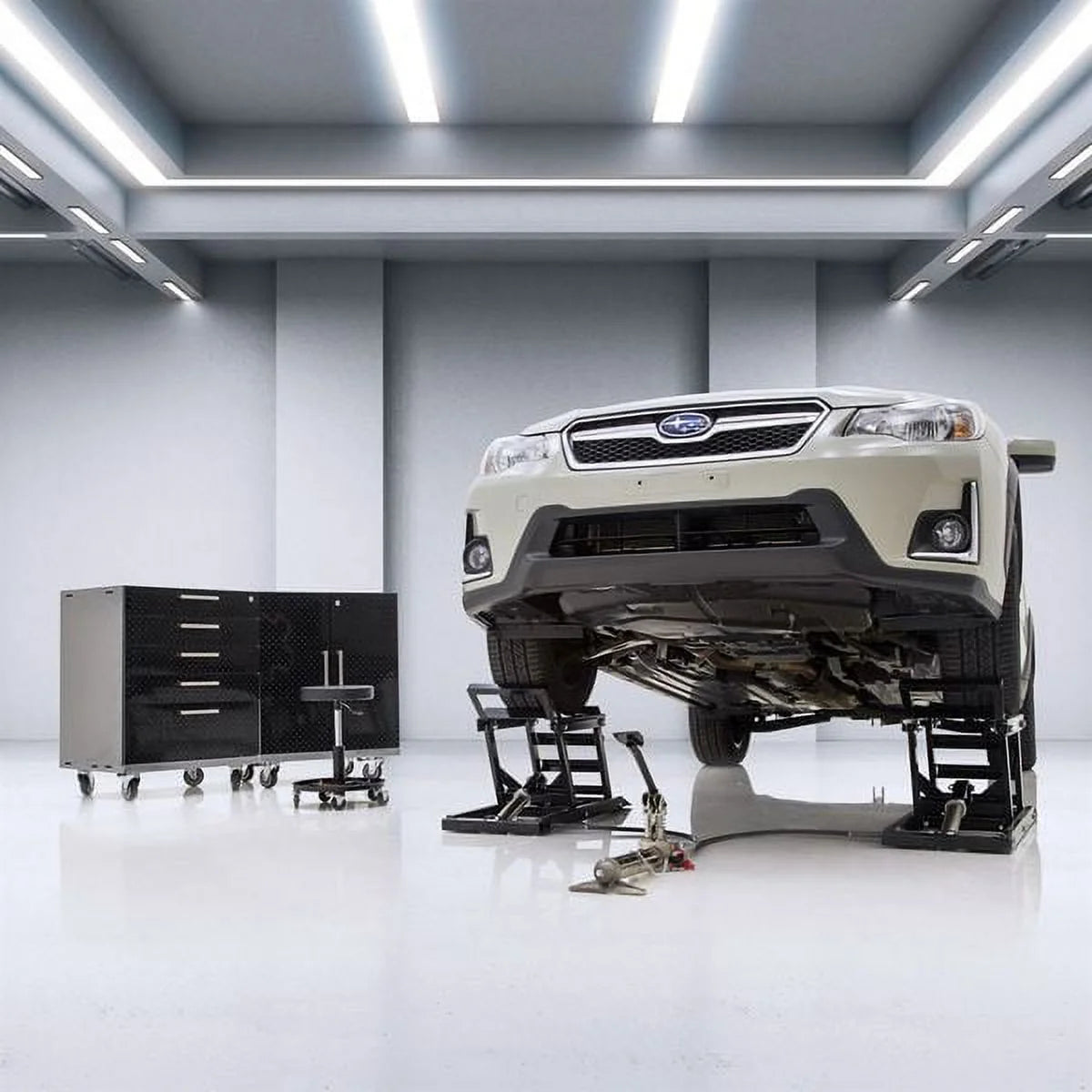 3,000 lb. per pair Hydraulic Car Lift with Ramp O99739