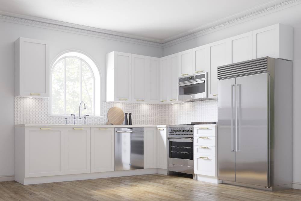 Stock Sink Base Cabinet in Shaker White S351091