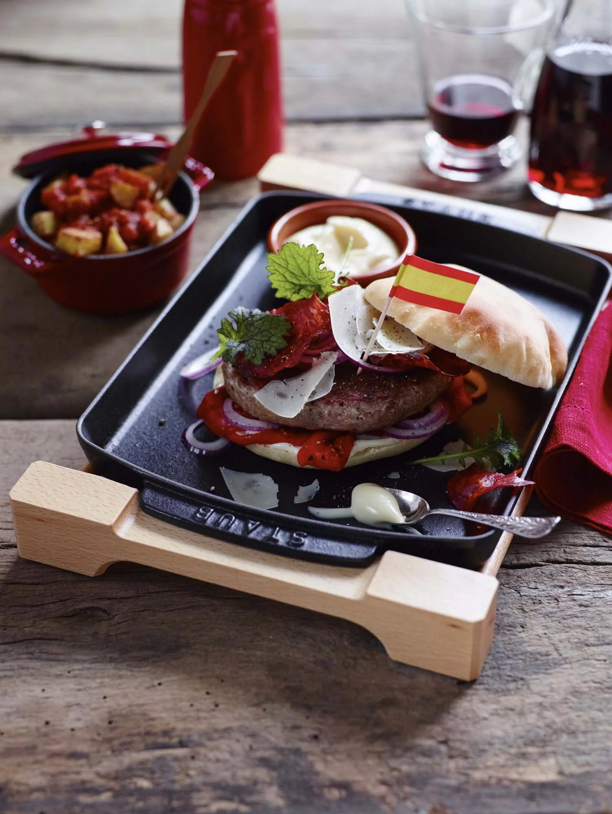 Cast Iron Rectangular Serving Dish with Wood Base L58509