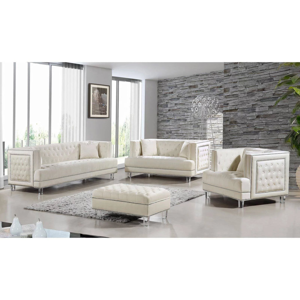 Cream Velvet Chair P424