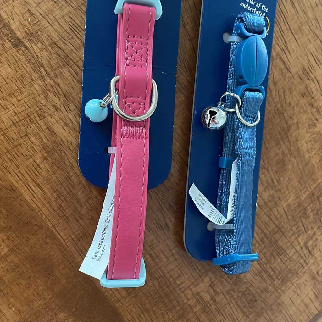 Adjustable Cat Collar S975